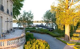 Chateau Grattequina Hotel